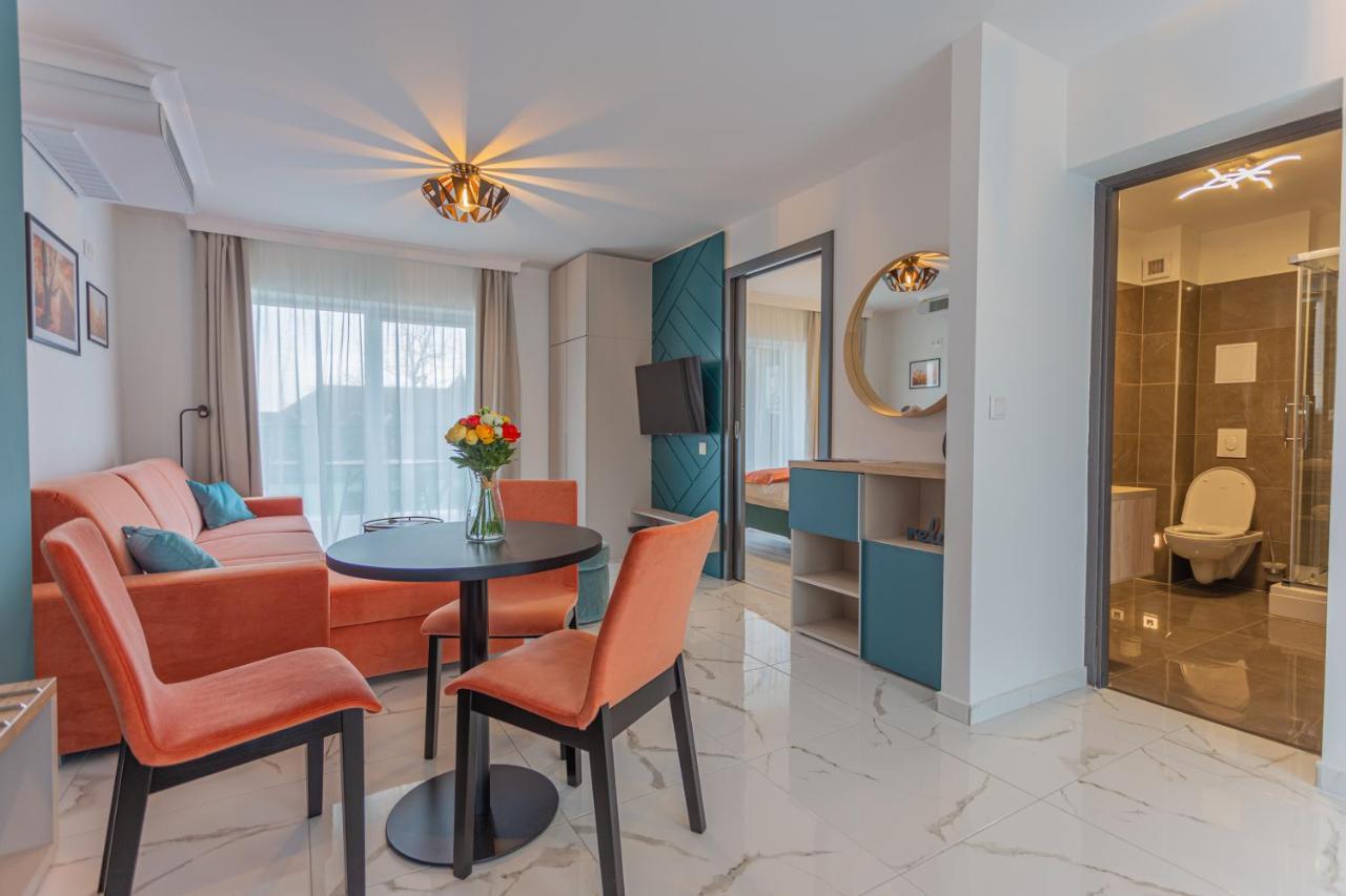 גיולה Viktoria Apartman מראה חיצוני תמונה
