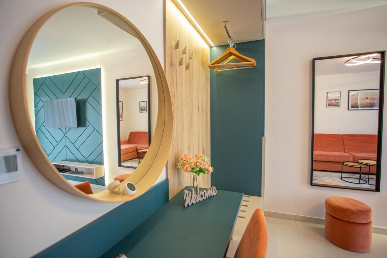 גיולה Viktoria Apartman מראה חיצוני תמונה